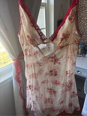 Sheer Floral Lace Chemise in Cream with Red Trim